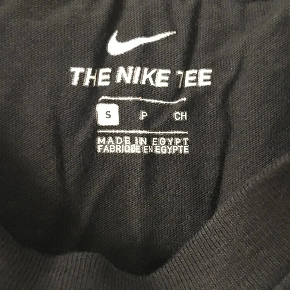 Nike euc black